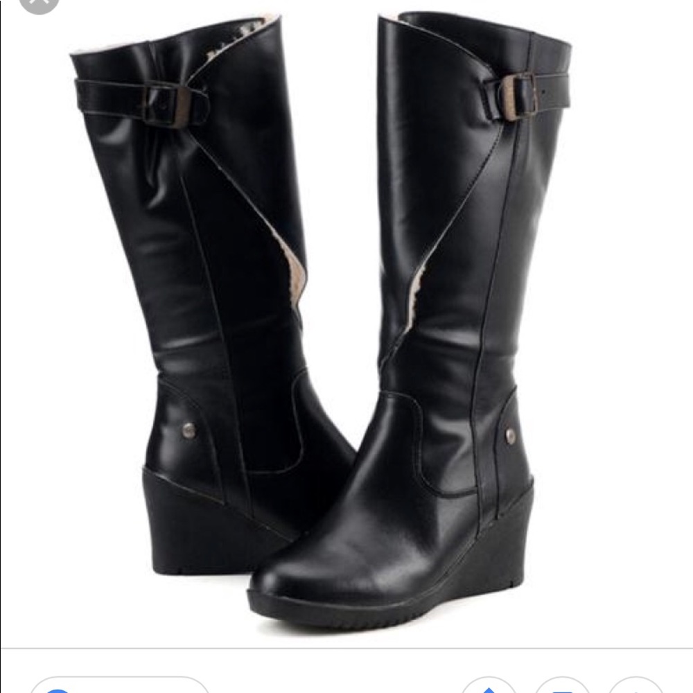 UGG! PRICE DROP! Leather Ugg wedge boots